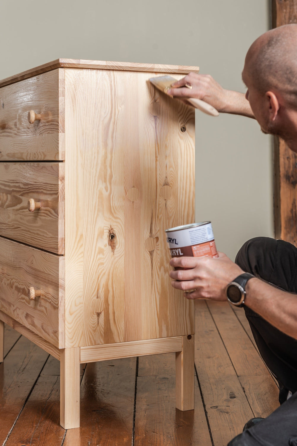 BALAKRYL SPORTAKRYL akrylátový bezbarvý lak na dřevo interiér_ukázka1