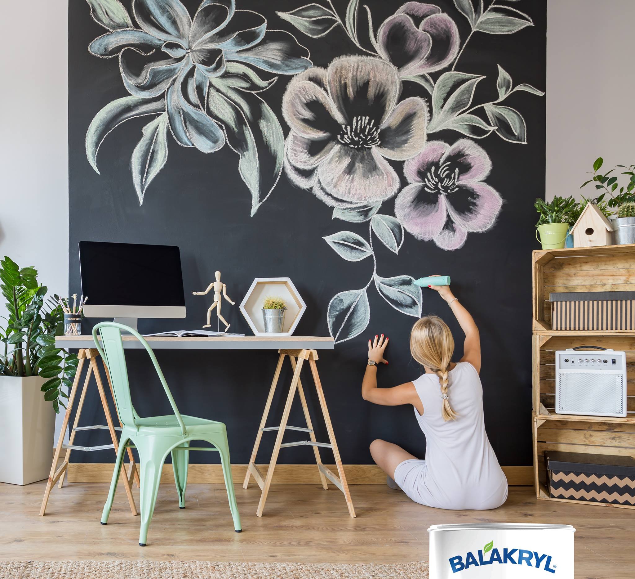 BALAKRYL TABULOVÁ BARVA vodou ředitelná rychleschnoucí barva na dřevo a kov