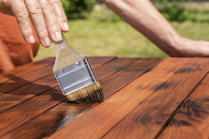 HET SOLDECOL Lazura syntetická olejová tenkovrstvá lazura na dřevo - aplikace 1
