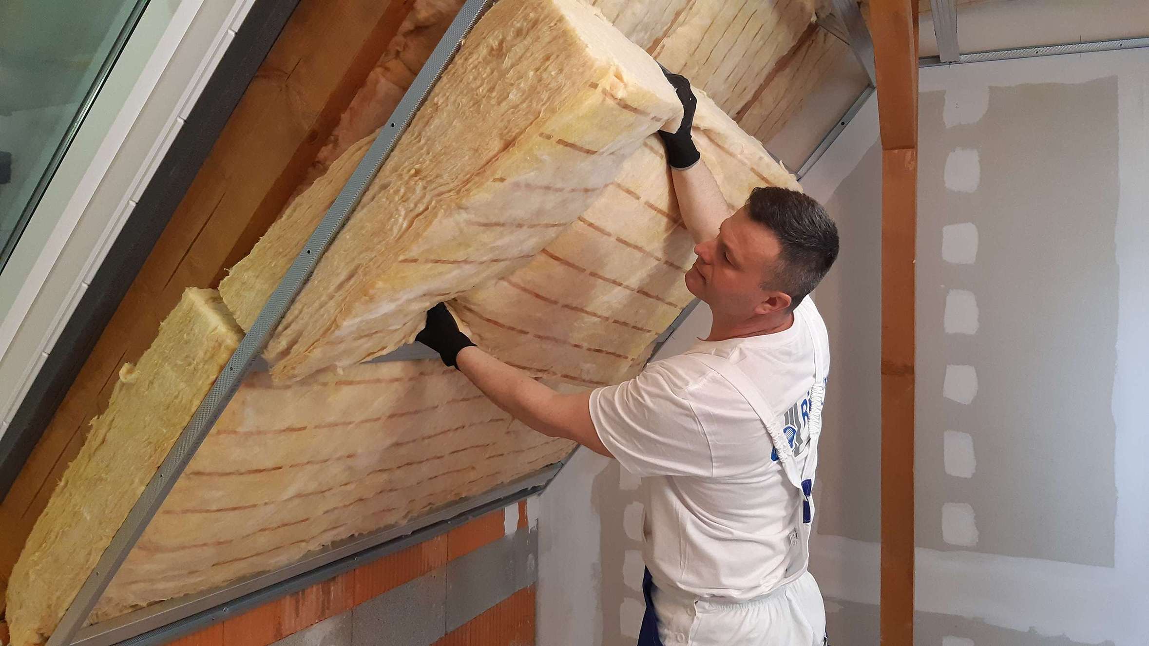 Isover Integra ZKF 1-032 λ 0,031 izolační rolovaný pás tepelná izolace_aplikace3