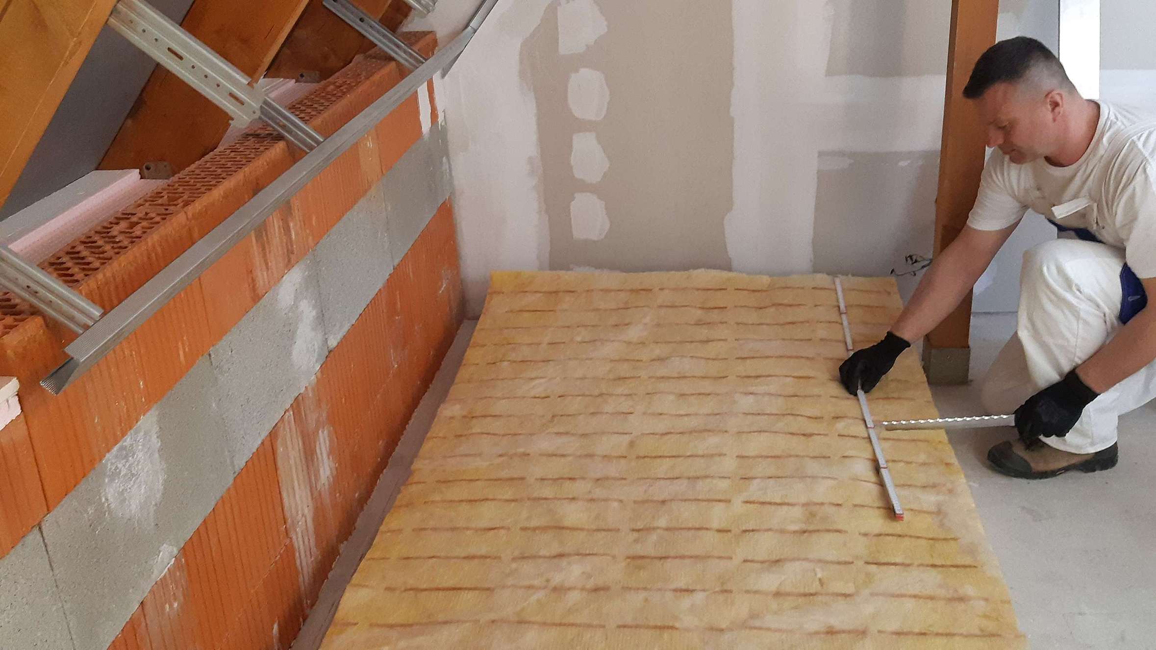 Isover Integra ZKF 1-032 λ 0,031 izolační rolovaný pás tepelná izolace_apliakce_1