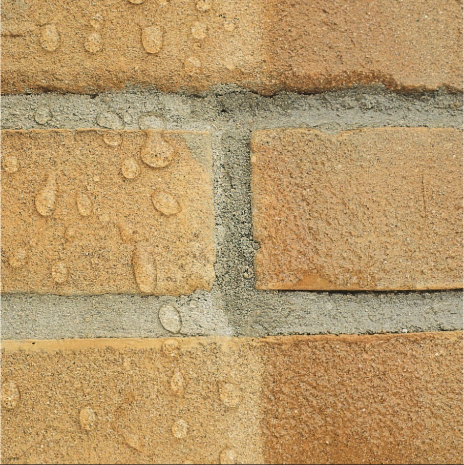 MAPEI Antipluviol S hydrofobní nátěr na beton a omítky aplikační obrázek