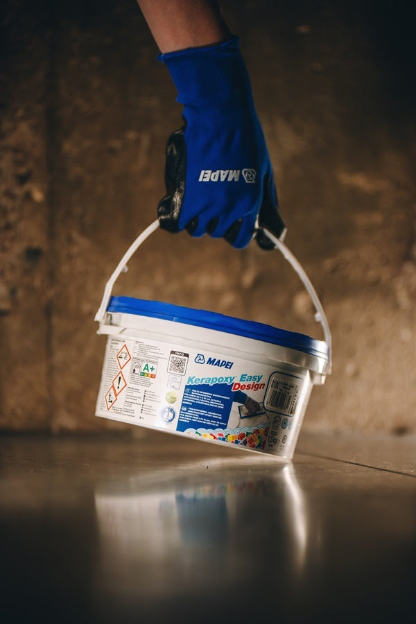 MAPEI Kerapoxy Easy Design epoxidová spárovací malta aplikační obrázek