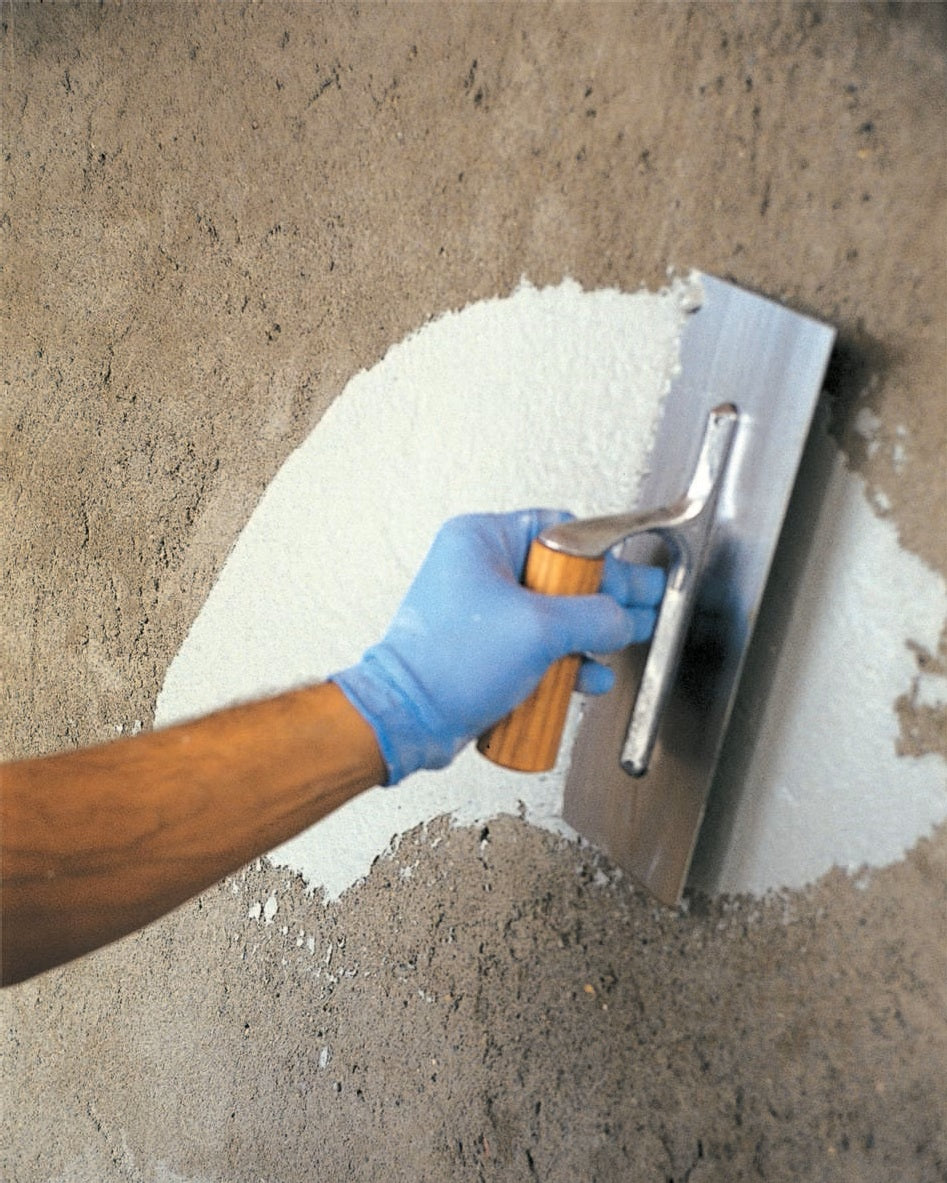 MAPEI Planitop 560 vyhlazovací malta pro vyrovnání povrchů aplikace