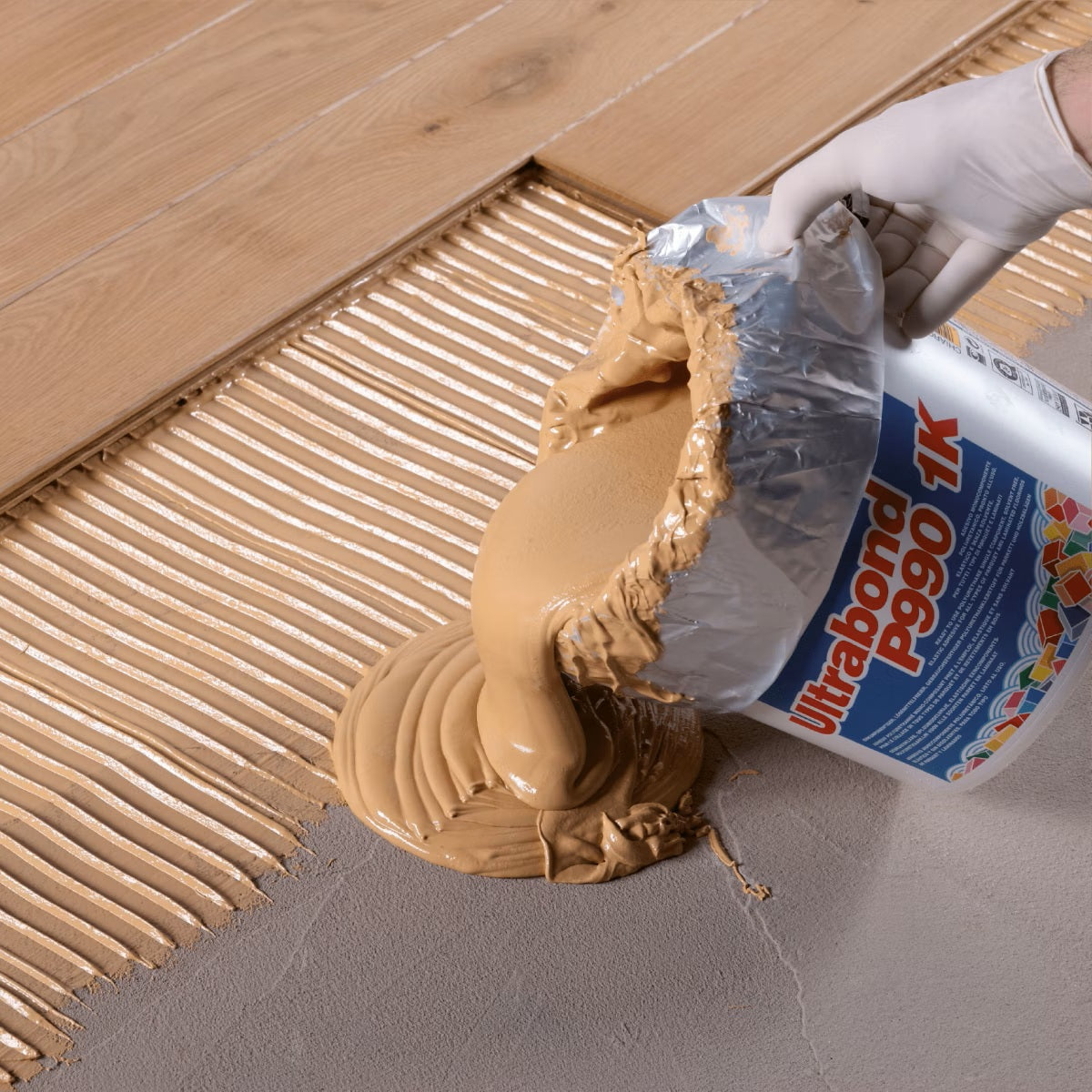 MAPEI Ultrabond P990 1K jednosložkové polyuretanové lepidlo na dřevěné podlahy aplikace