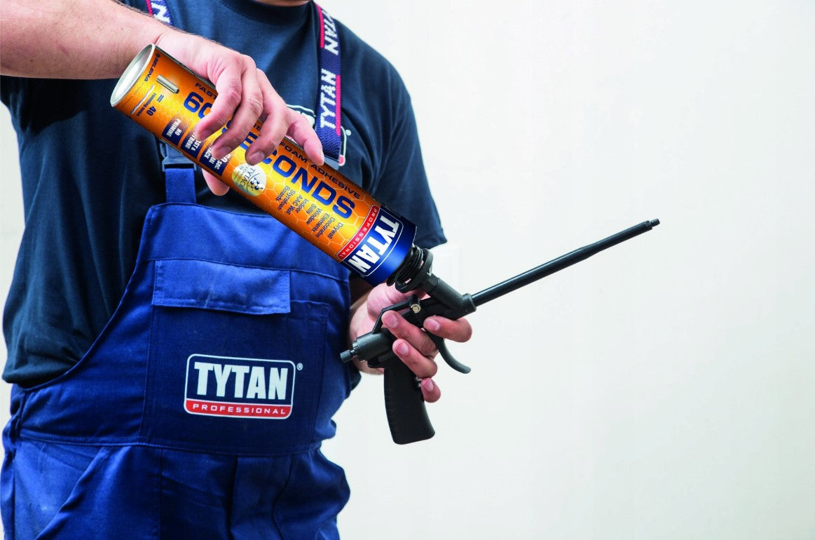 TYTAN 60 SEKUND montážní PUR pěnové lepidlo pistolové 750 ml