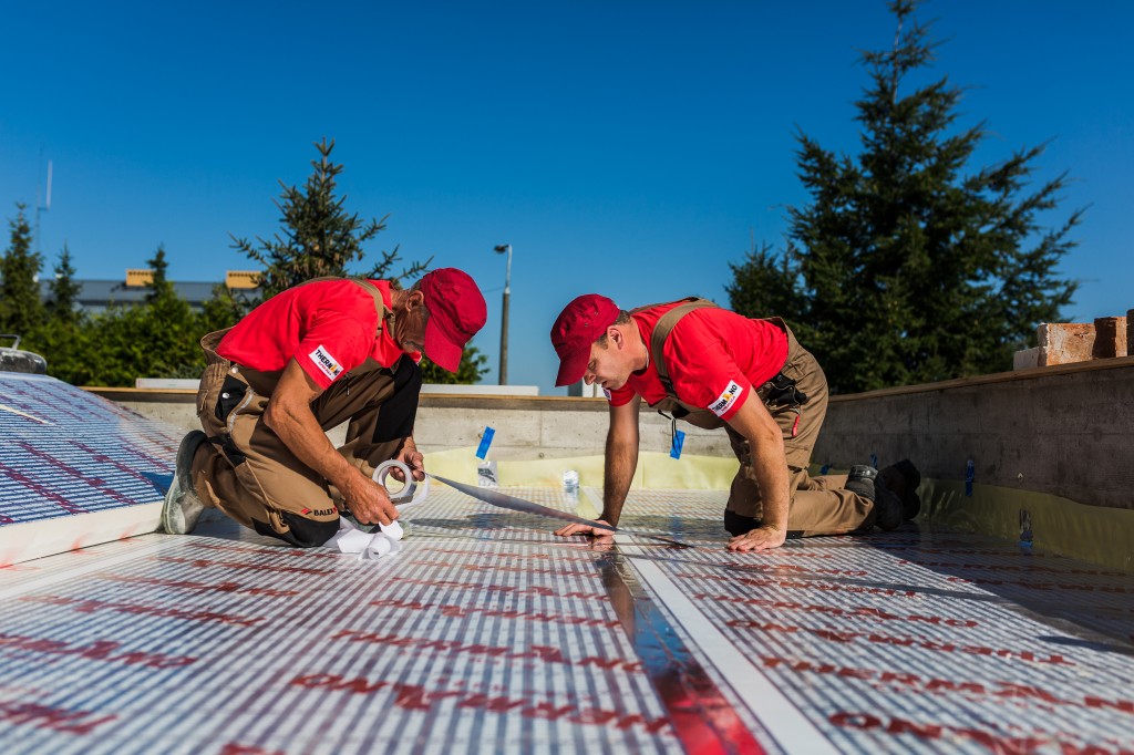 Thermano Roof AL ʎ 0,023 PIR desky tepelná izolace 2 400 x 1 200 mm_ukázka