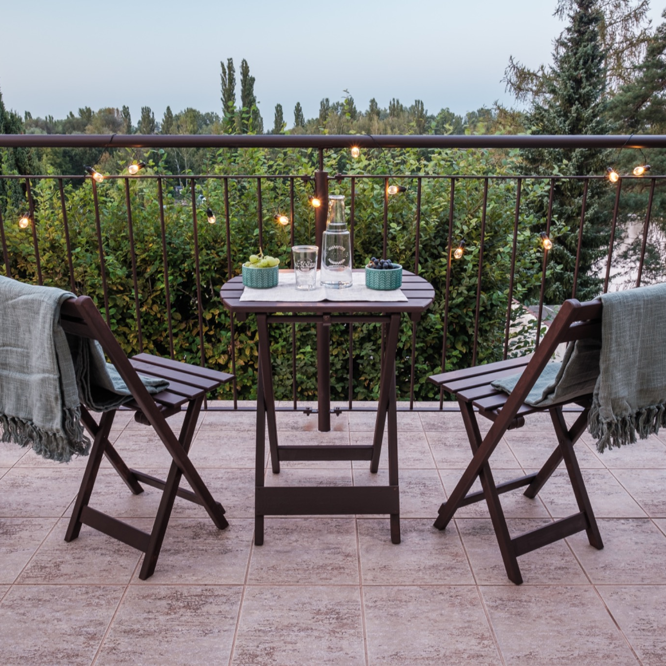 Jak zútulnit balkon jedním nátěrem?