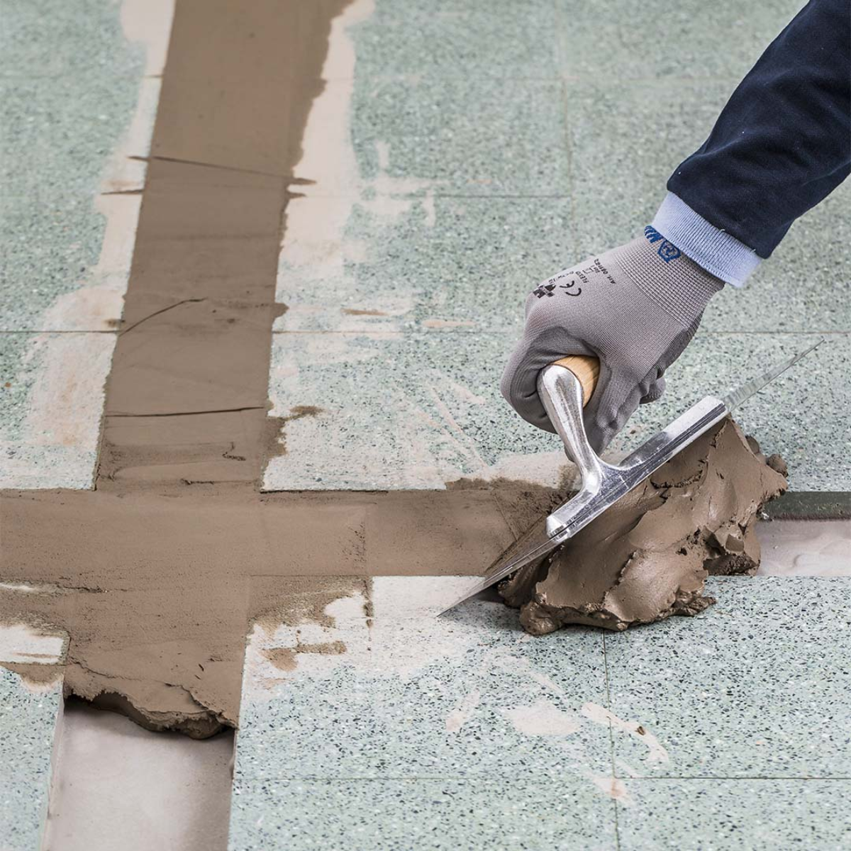 MAPEI Planipatch Xtra rychletvrdnoucí vyrovnávací cementová malta 25 kg
