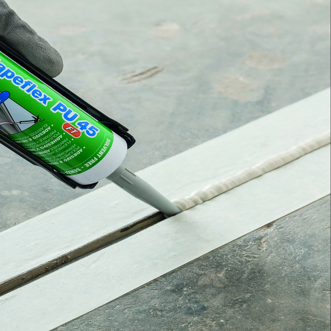 MAPEI Mapeflex PU 45 FT polyuretanový těsnící tmel aplikace