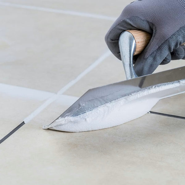 MAPEI Planiprep 4 LVT vyhlazovací stěrka pod vinylové podlahy aplikace