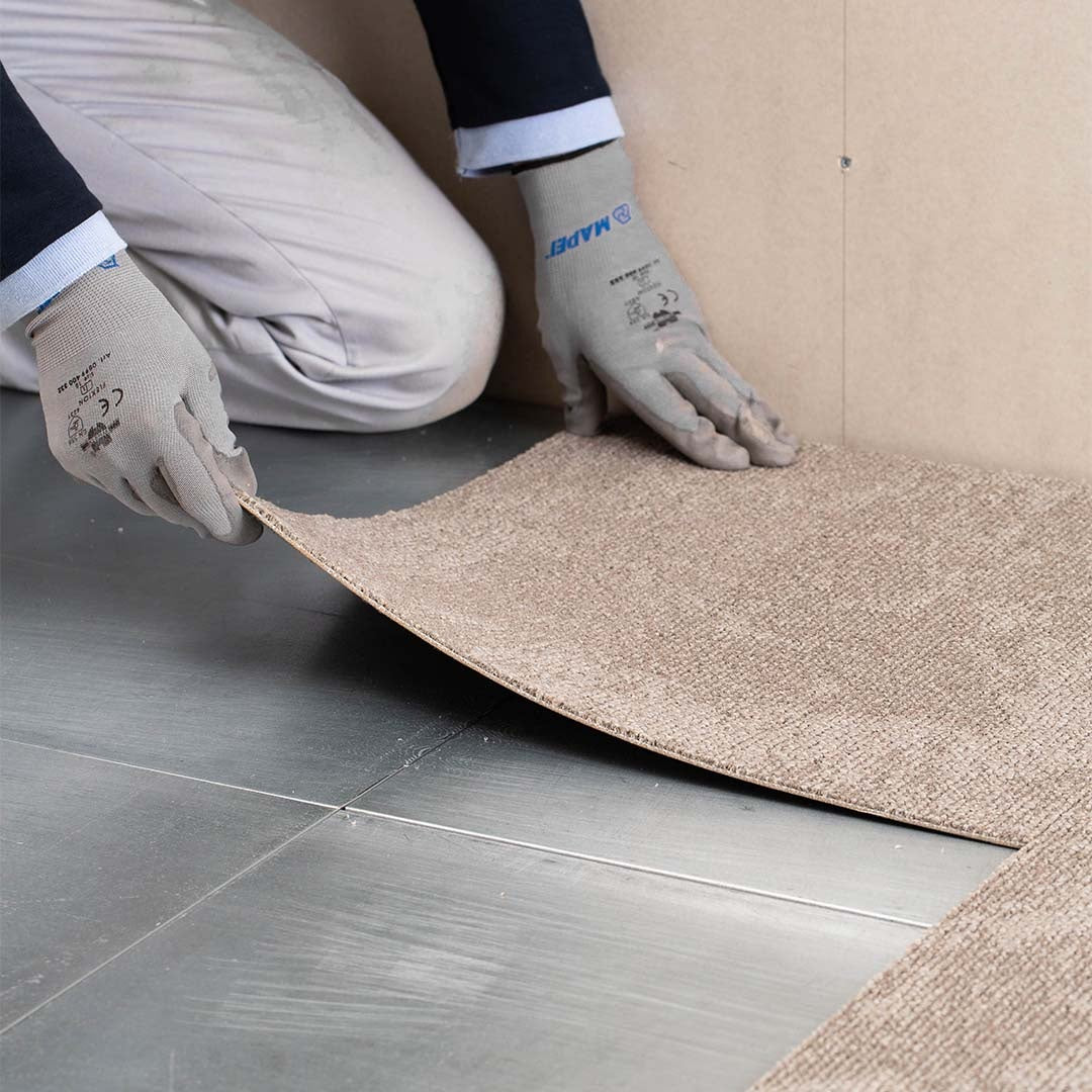 MAPEI Ultrabond Eco Tack TX+ Zero lepidlo na kobercové dílce aplikace