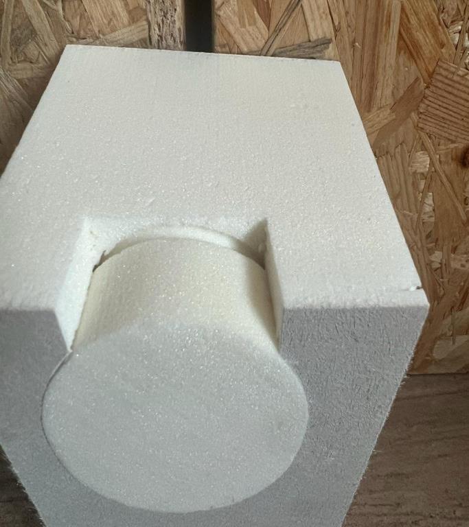 PIR fasádní zátka Ø67 mm ukázka1