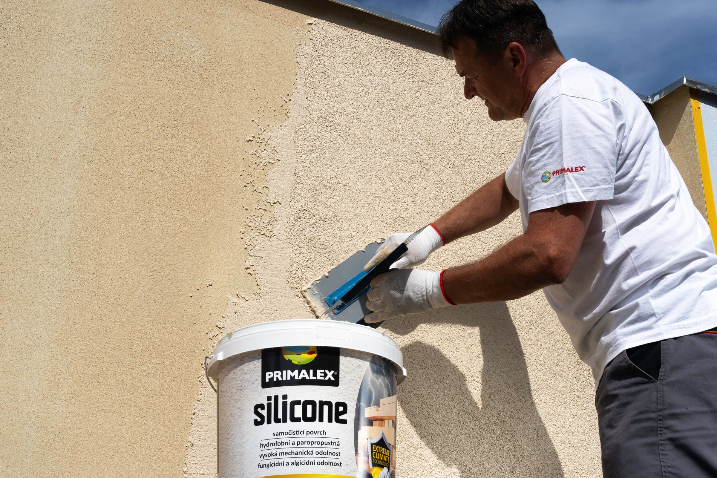 PRIMALEX silicone fasádní silikonová omítka roztíraná_ukázka2